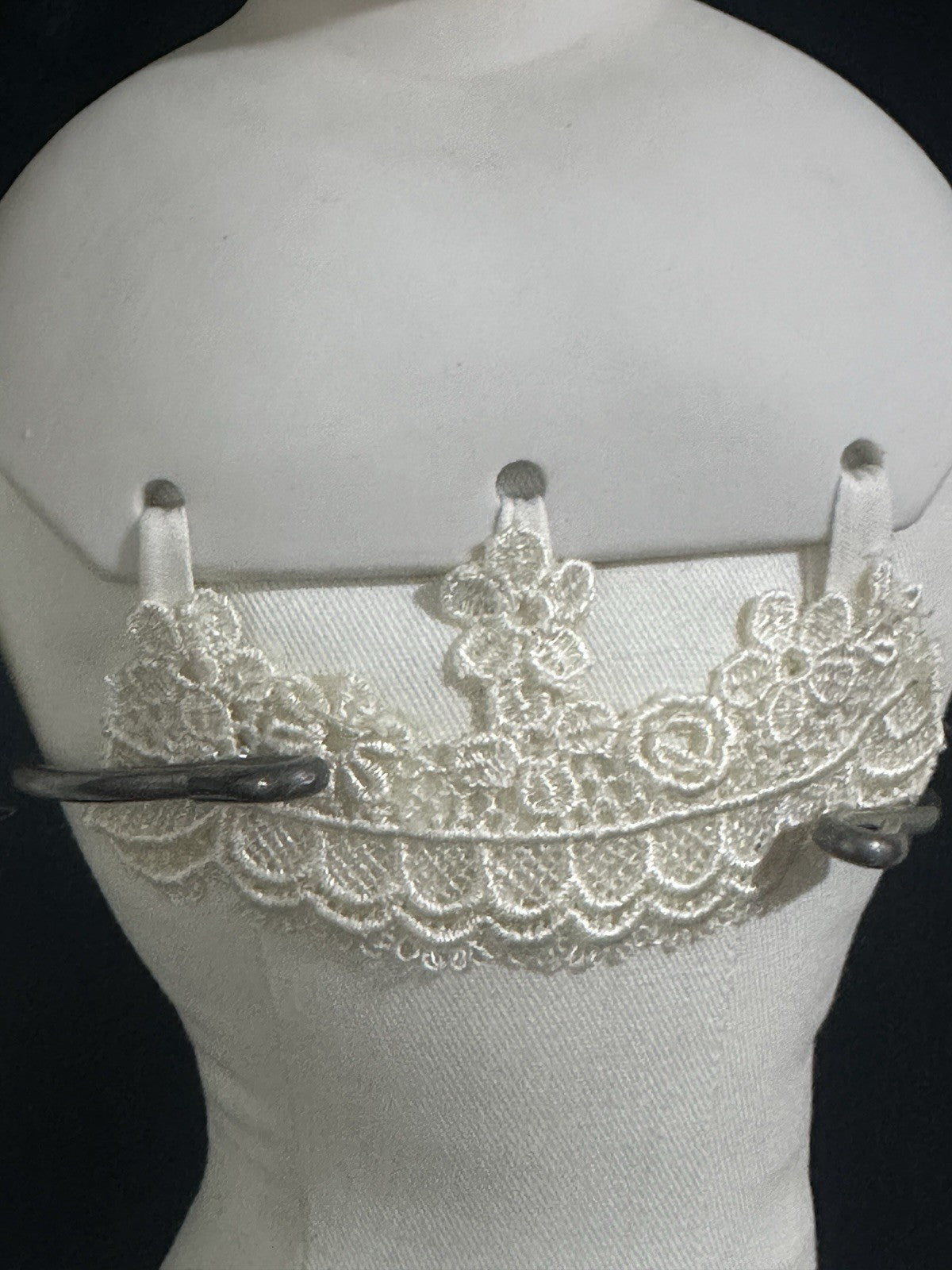 Vintage 28” Flat Top Highbrow China Parian Shoulder Head Doll