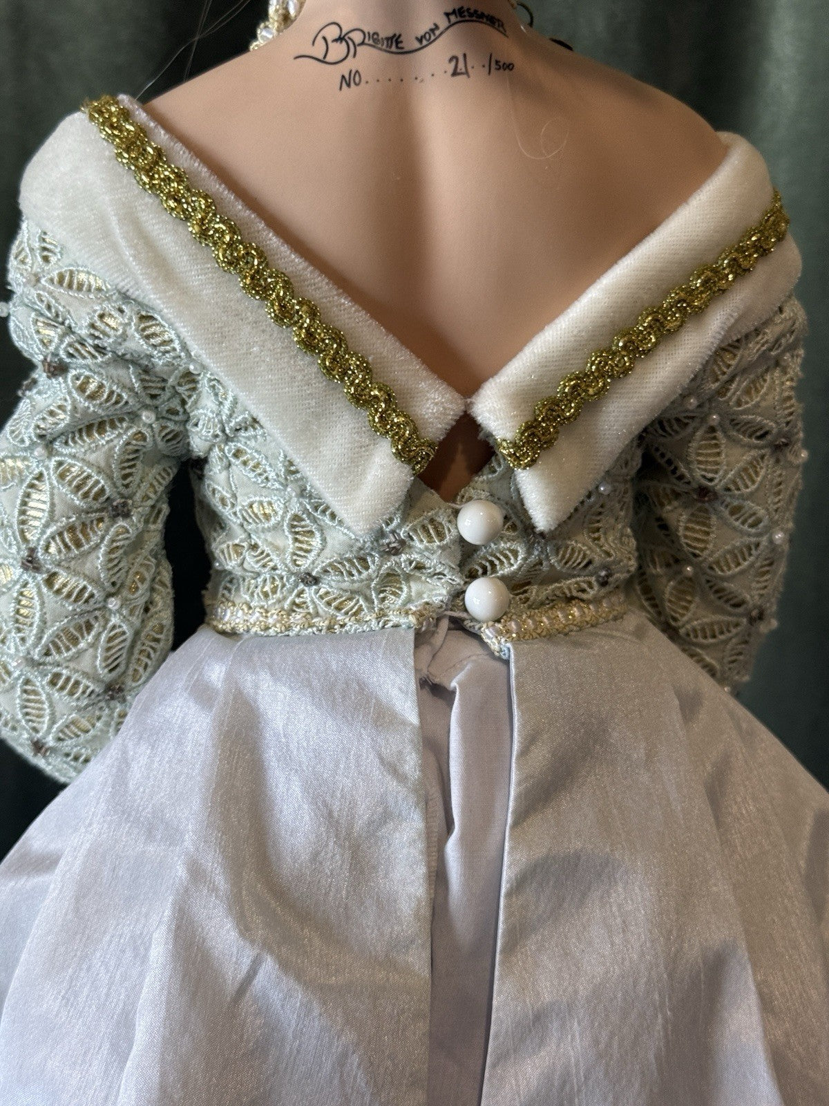 Collectible 28” Porcelain Doll “JOHANNA” By Brigette Von Messner Tag/COA/Stand