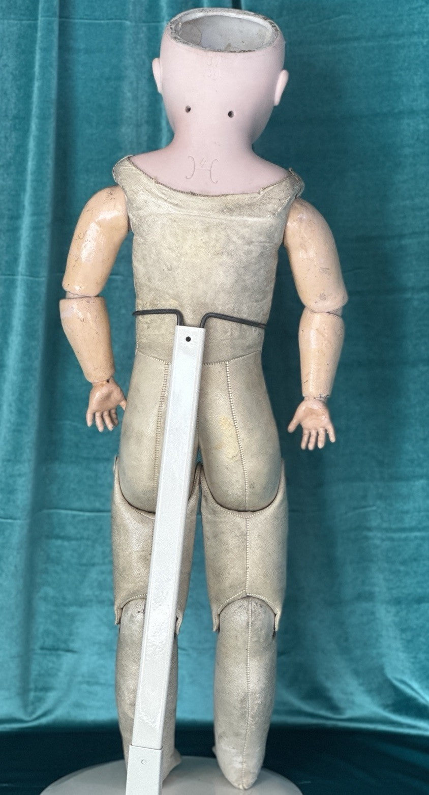 Antique German Heinrich  Handwerck Bisque Head Leather Body 27” Doll Mold 139 31