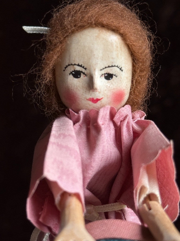 Vintage 1991 Collectible UFDC Artist Judy Brown Carved Wood Peg 6” Doll in Shoe