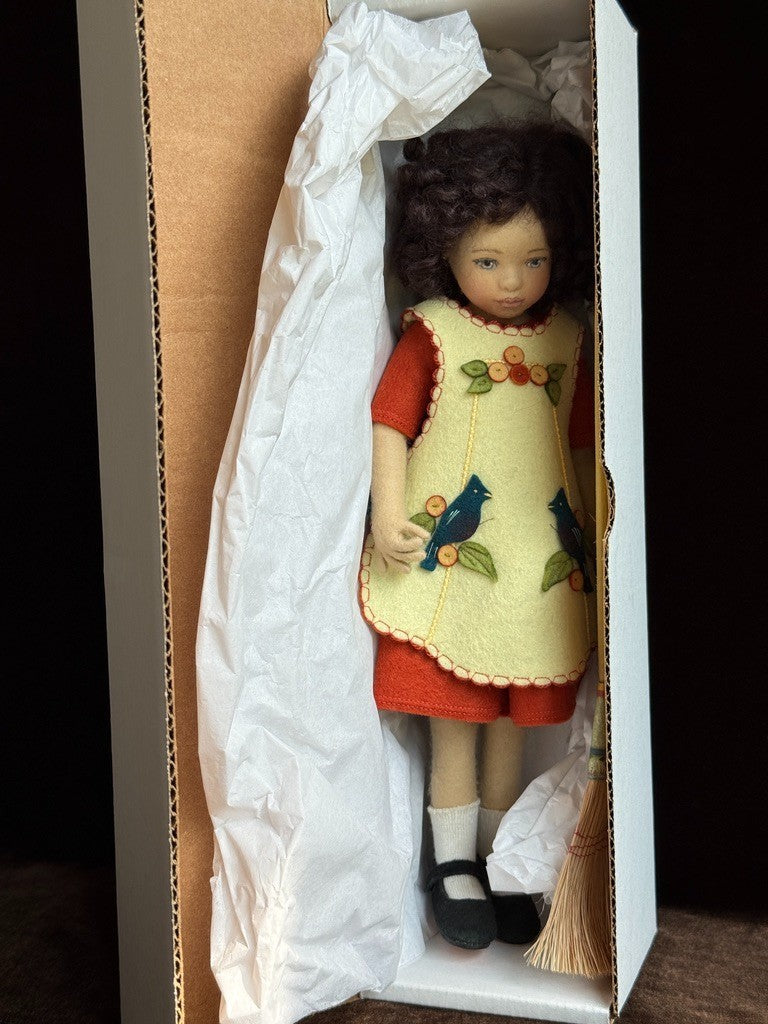 Collectible Maggie Iacono 12" Susie Doll UFDC 2017 New in Box LE 120