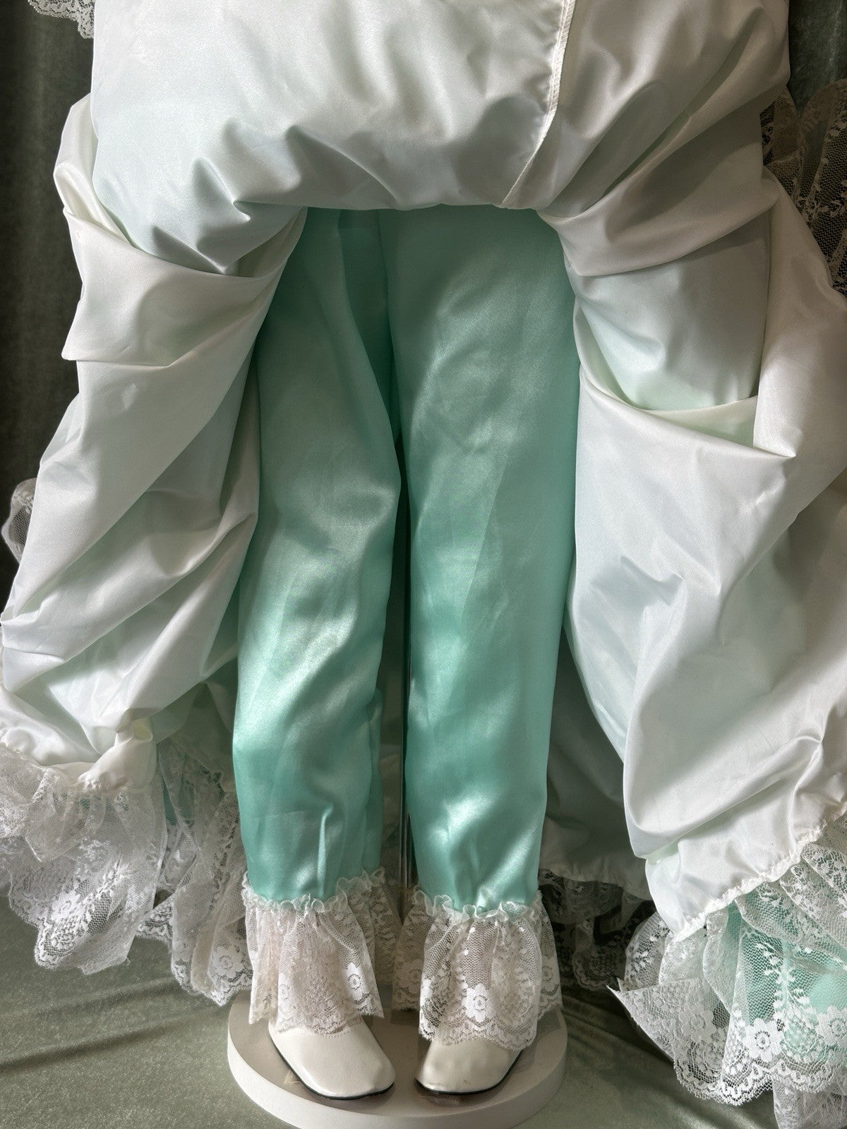 Collectible Large 42” Porcelain Doll “Rustie ” by Rustie LE 2000 COA/Stand