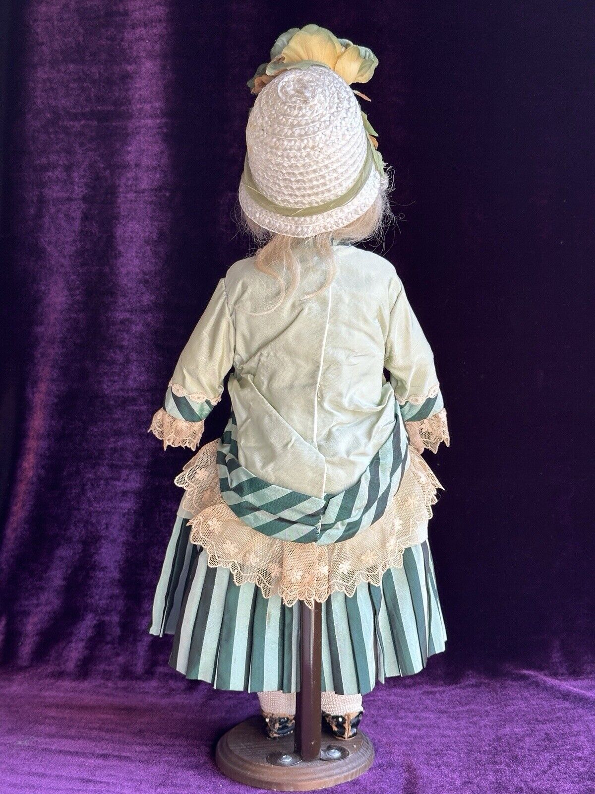 Antique German 17.5” Simon Halbig 1040 Dep Bisque Shoulder Head Doll