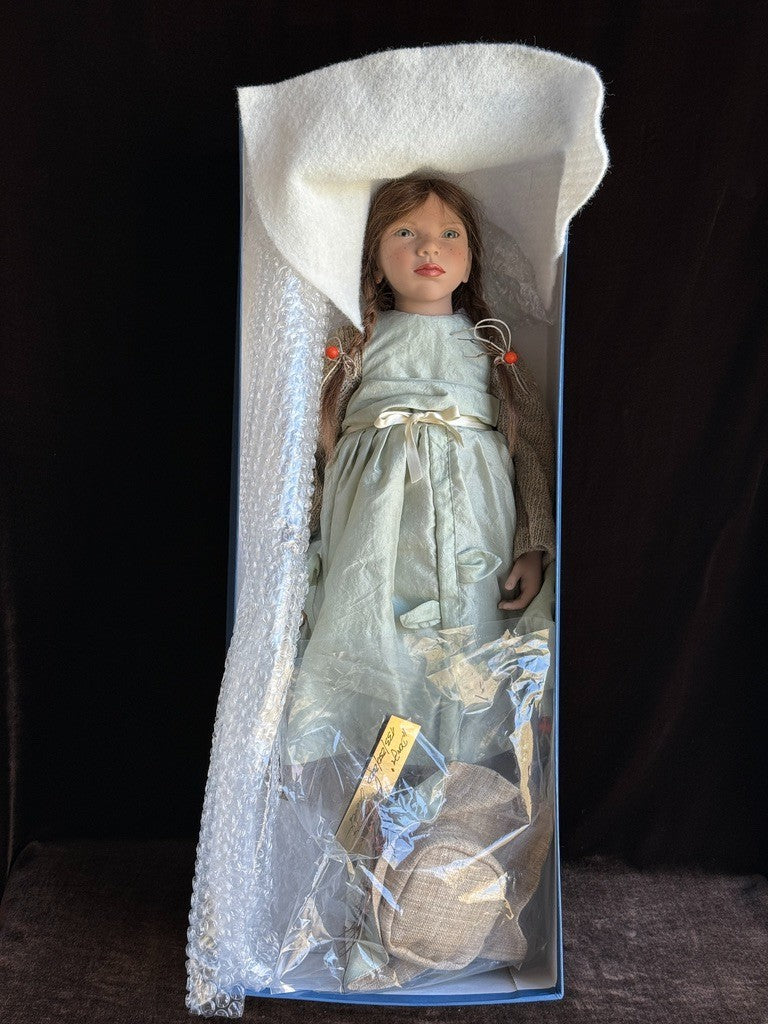 Lifelike Zwergnase 25” Vinyl Donja Doll 2000 LE 250 with Tag and Box