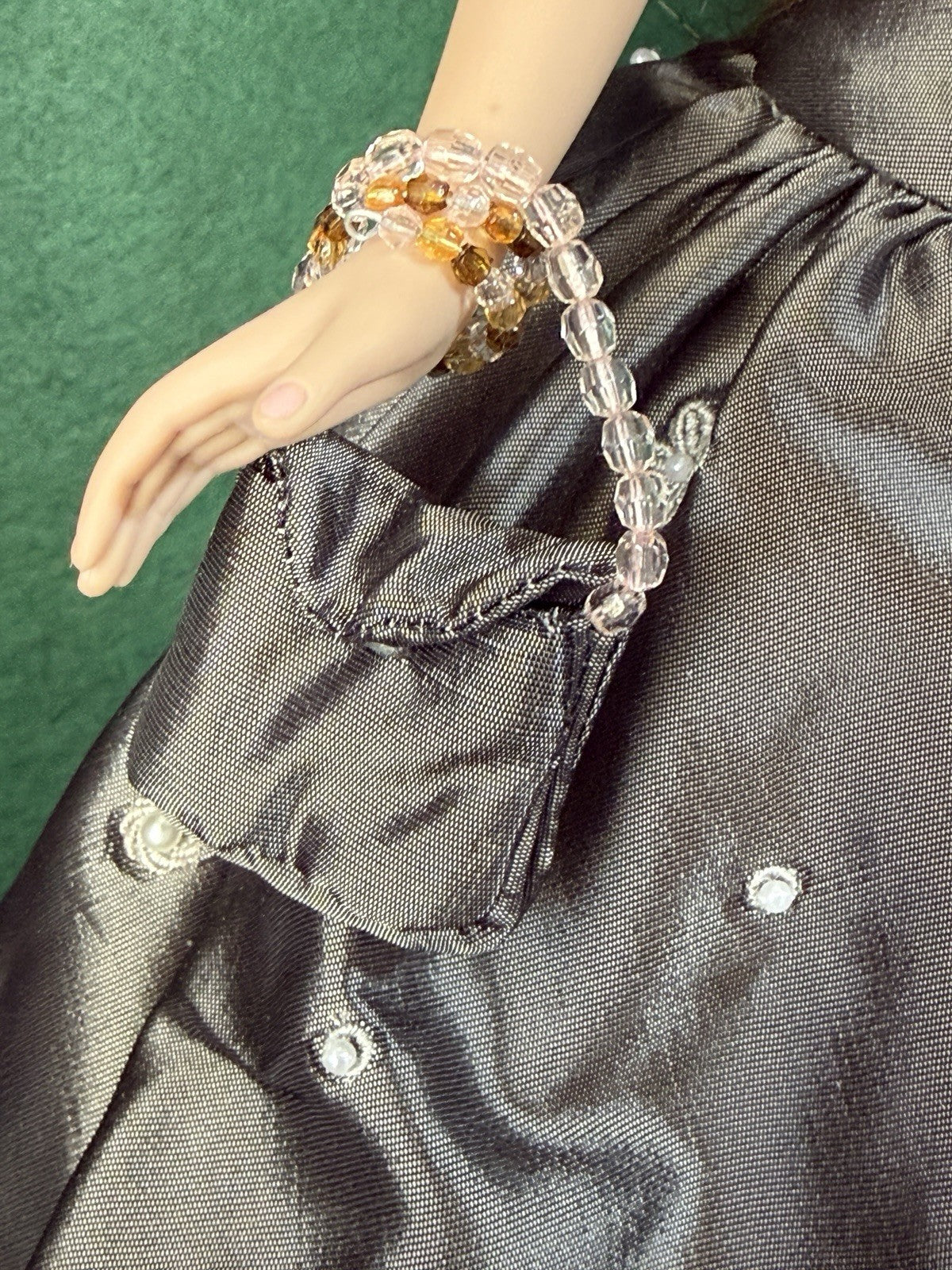 Madame Alexander Fashion Doll "Museum Gala Alex" Brunette COA/Box/Tag/Stand