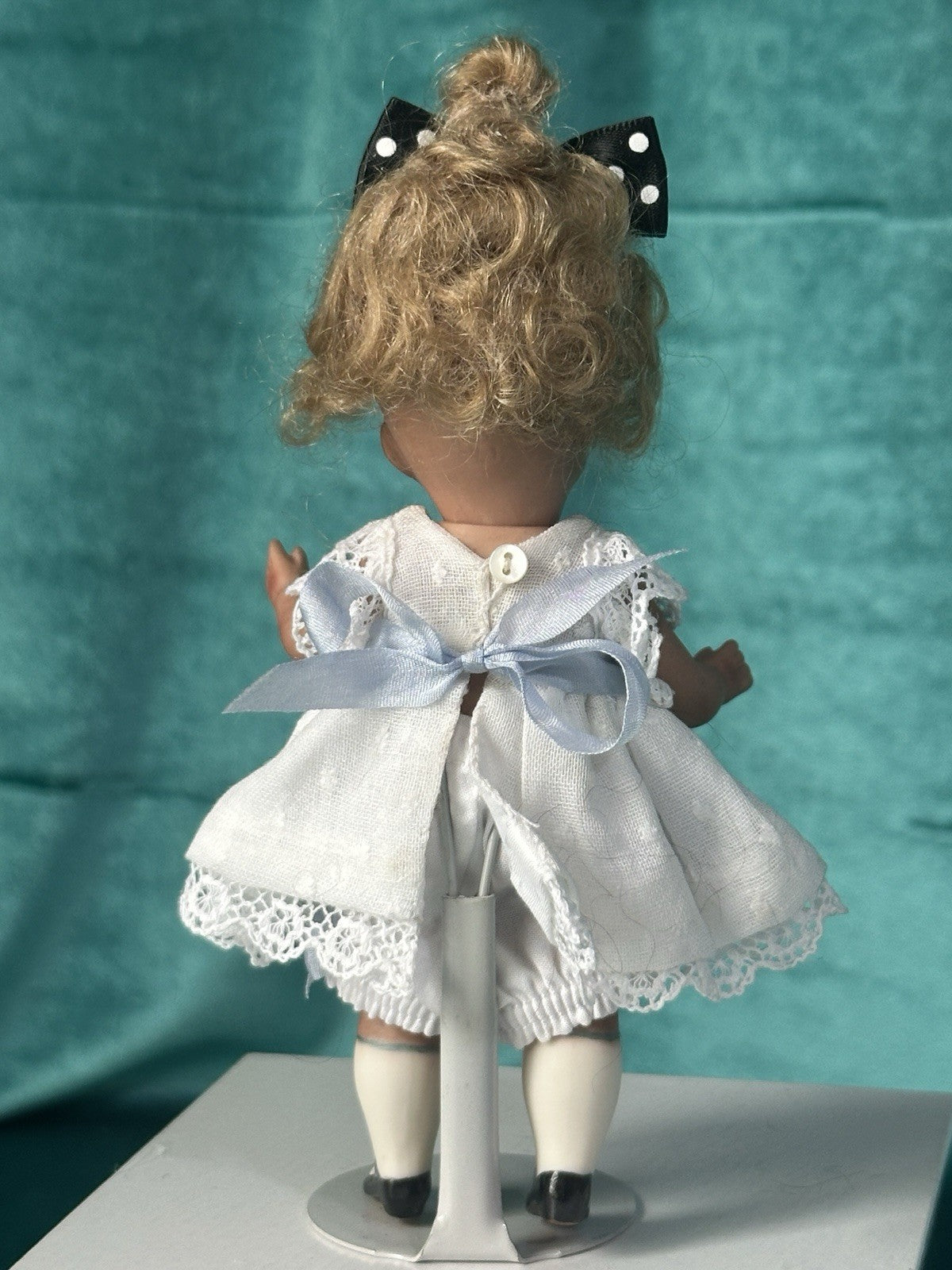 Vintage Reproduction of Antique German JDK 221 Googly Eyes 5” Doll