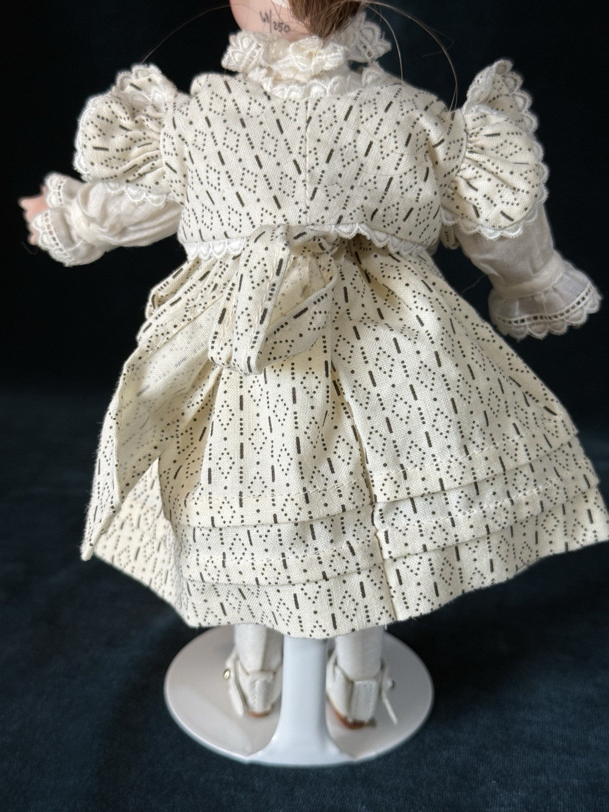 MIB Wendy Lawton “Laura Emeline” Wooden Body 8” Doll LE 250 Box/COA/Tag
