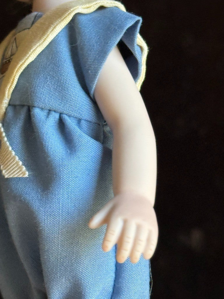 Porcelain 7” NIADA Artist Heather Maciak Robin Doll LE 15