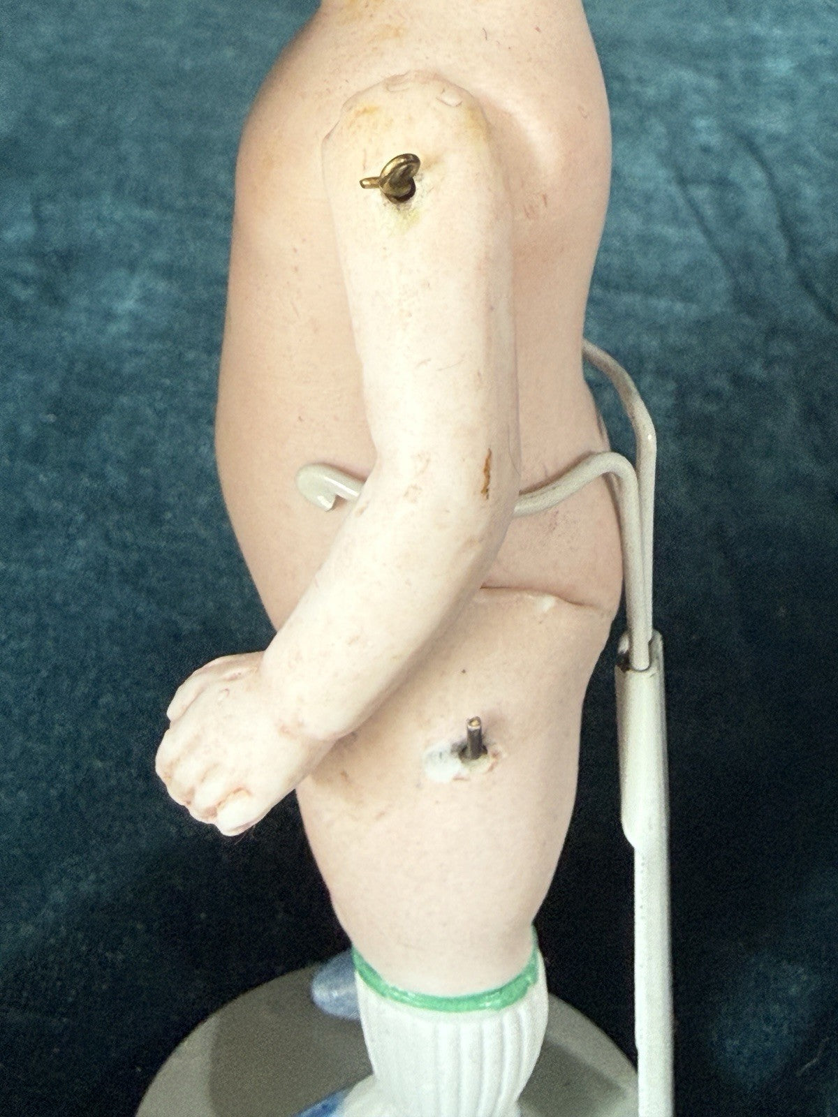 Unidentified Antique German 5” All Bisque Mignonette Dollhouse Doll Mold 5001