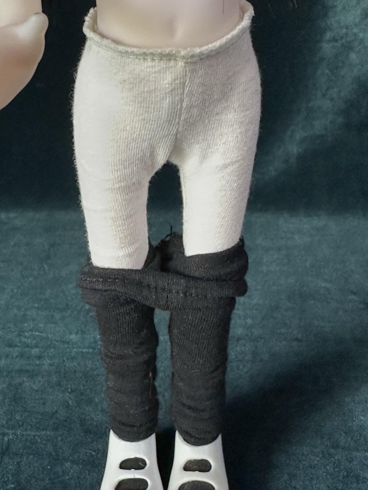 “Emily the Strange” Doll Vinyl/Plastic 12” Doll by Ashton Drake ADG
