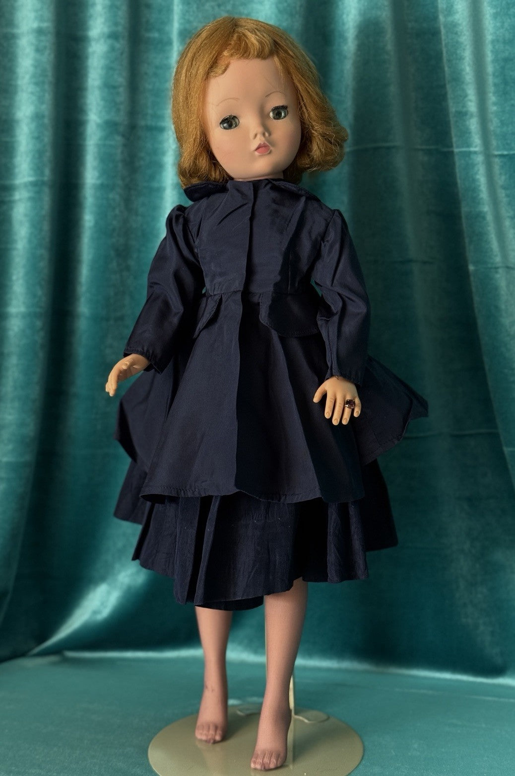 Vintage 1950’s Madame Alexander 20” Cissy Doll Multiple Outfits