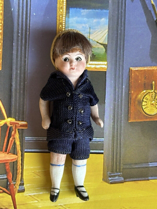 Antique German 3.75” Gebruder Kuhnlenz (?) Dollhouse Mignonette All Bisque Doll