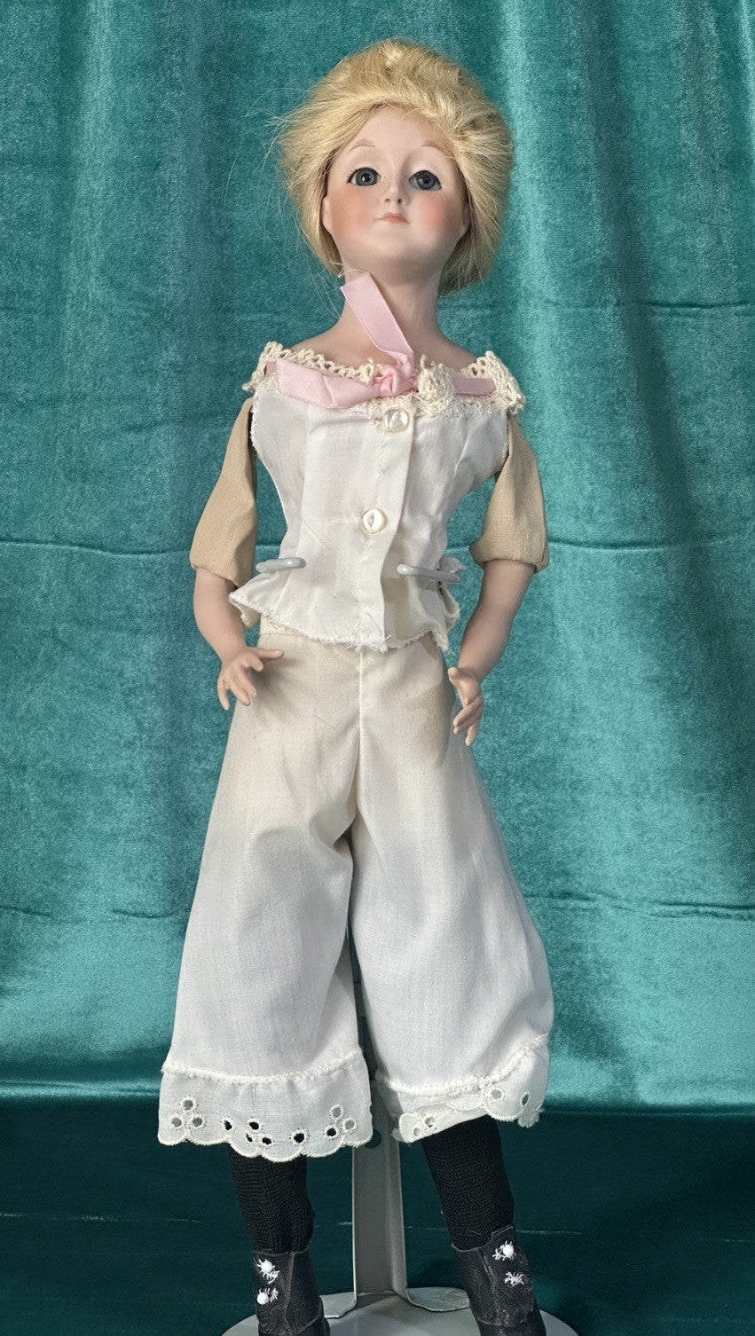 Vintage 1970’s Reproduction of Antique German Kestner Gibson Girl 15” Doll