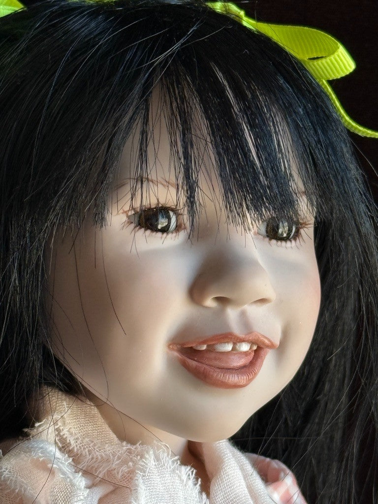 Rare Lifelike Zwergnase 17.5” Vinyl Suri Doll 2022 LE 25 with Bag and Tag