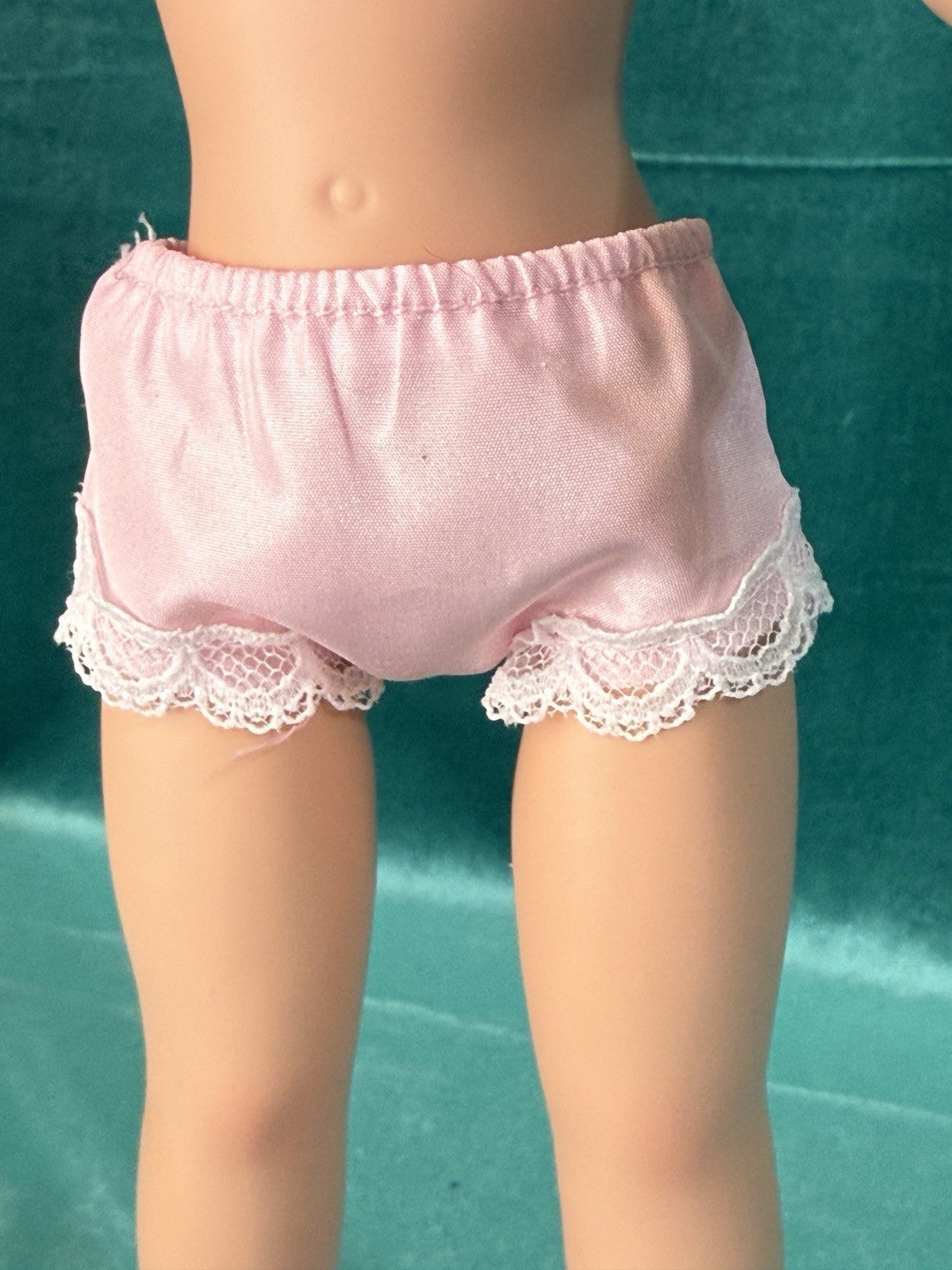 Modern Mary Hoyer Design Mary Lynne Saunders Vinyl 14” Doll Tagged Outfit