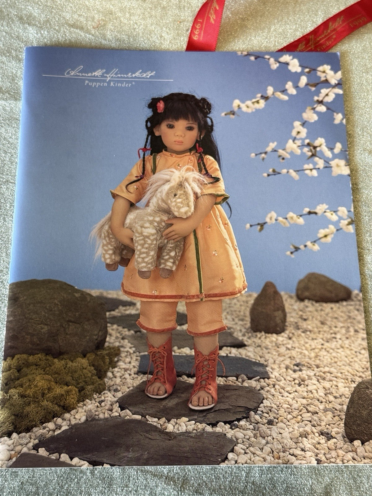 MIB Vinyl Annette Himstedt 26” Doll “Mia Yin” 1999 Box/COA/Tag
