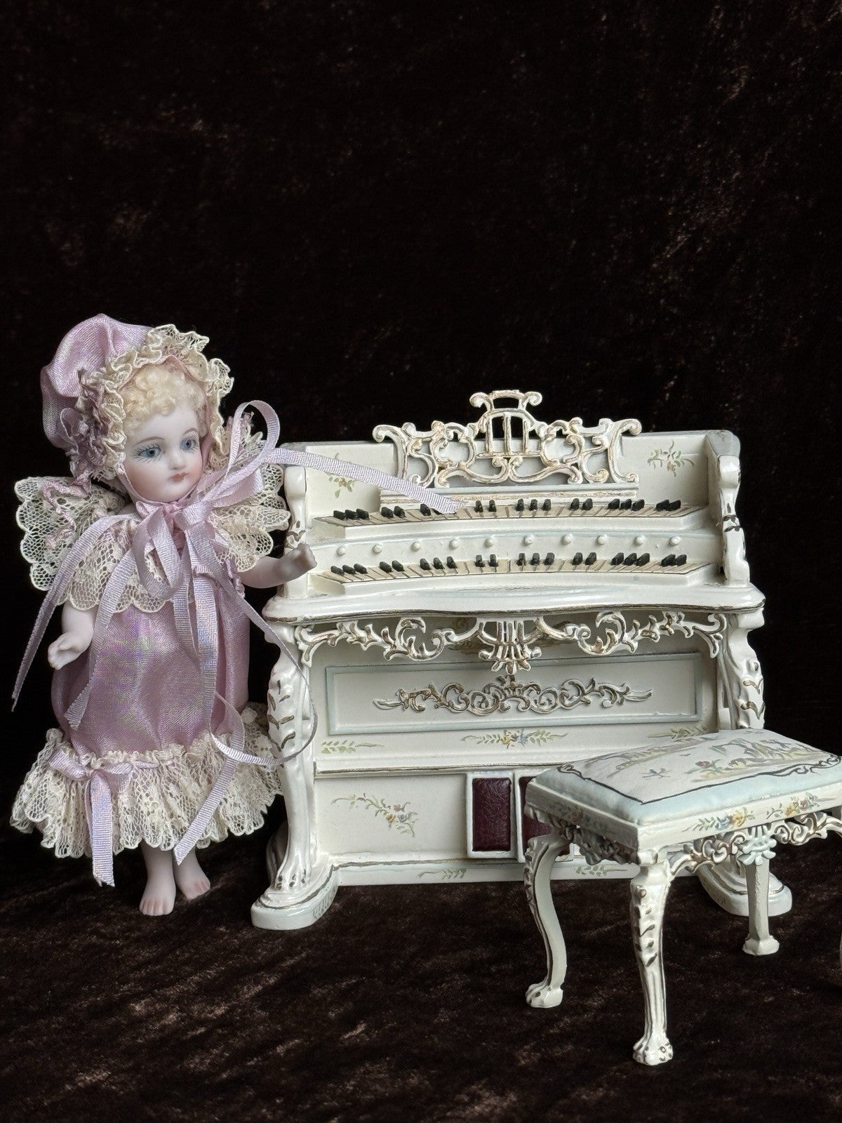 Bespaq Dollhouse Fine Miniatures Dollhouse Piano Organ & Bench 1:12 Scale Lot