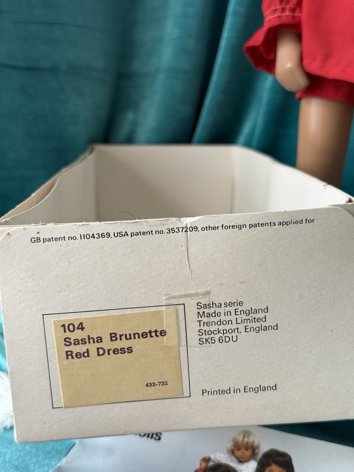 Collectible England Vinyl Sasha Brunette Red Dress 104 Girl Doll with Box