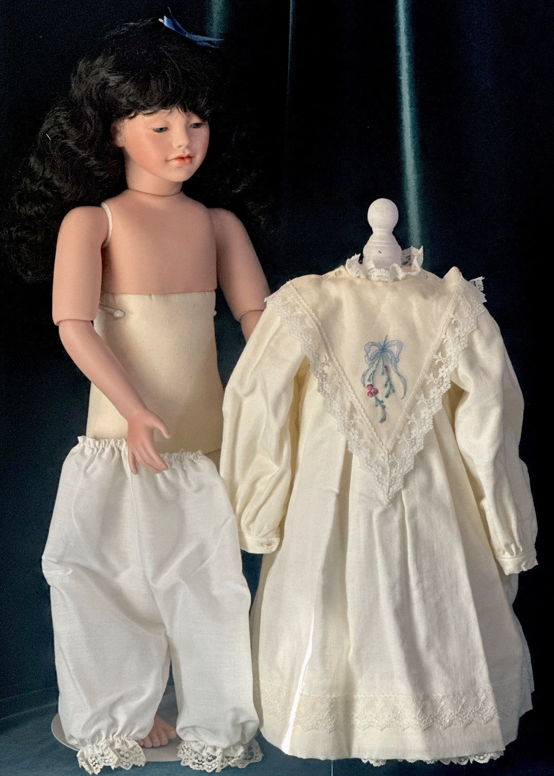 Collectable Elke’s Original Porcelain 25” Doll “Alicia” Box/COA/Book LE 250