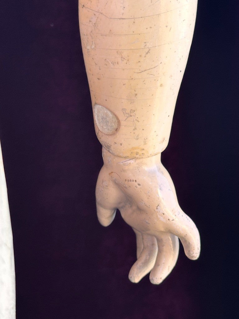 e0588b05-5a7f-48c5-9cd7-b3bcef4b0033