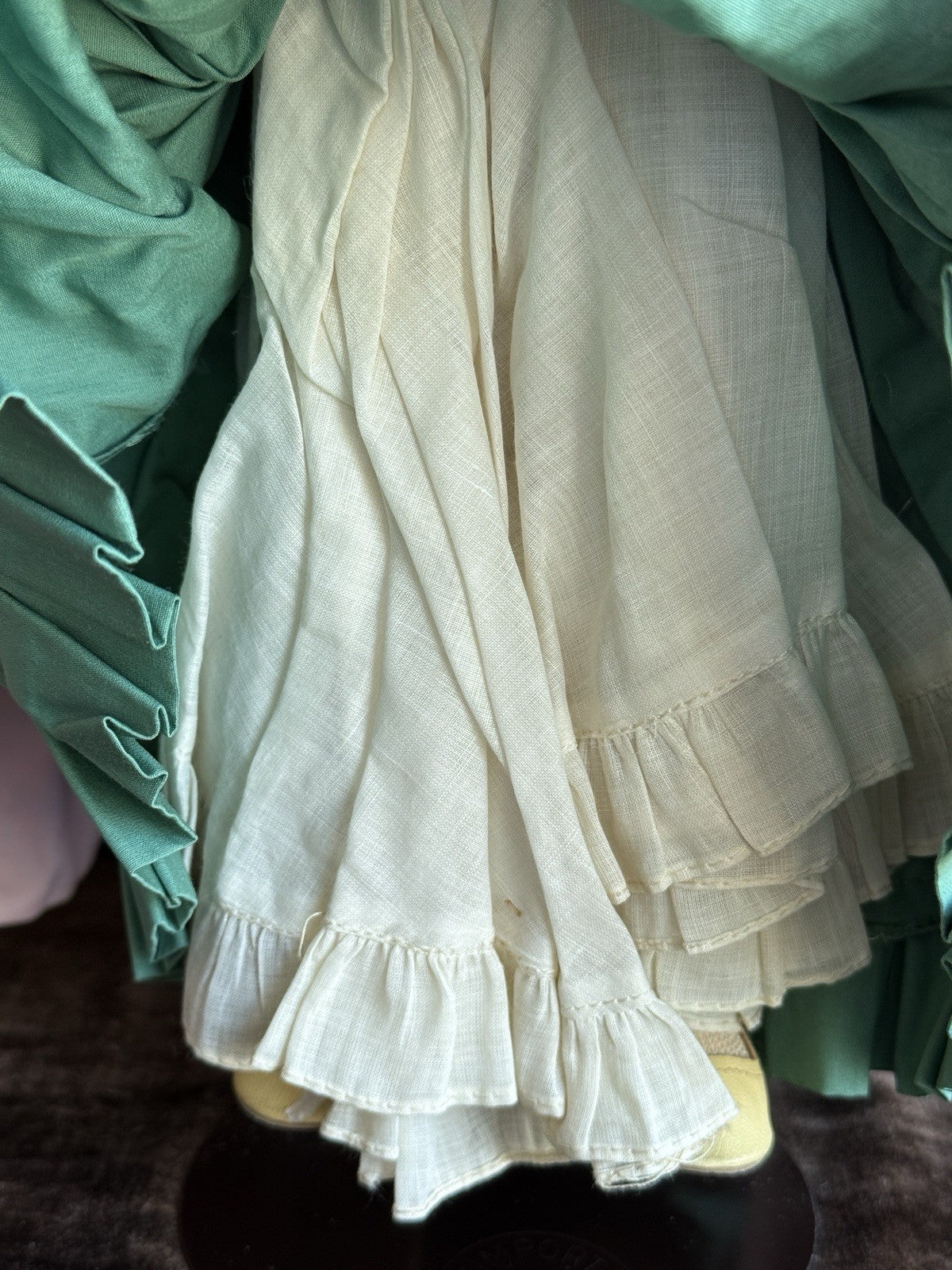Vintage Effanbee 15.5” Composition Anne Shirley Historical Revolutionary Doll