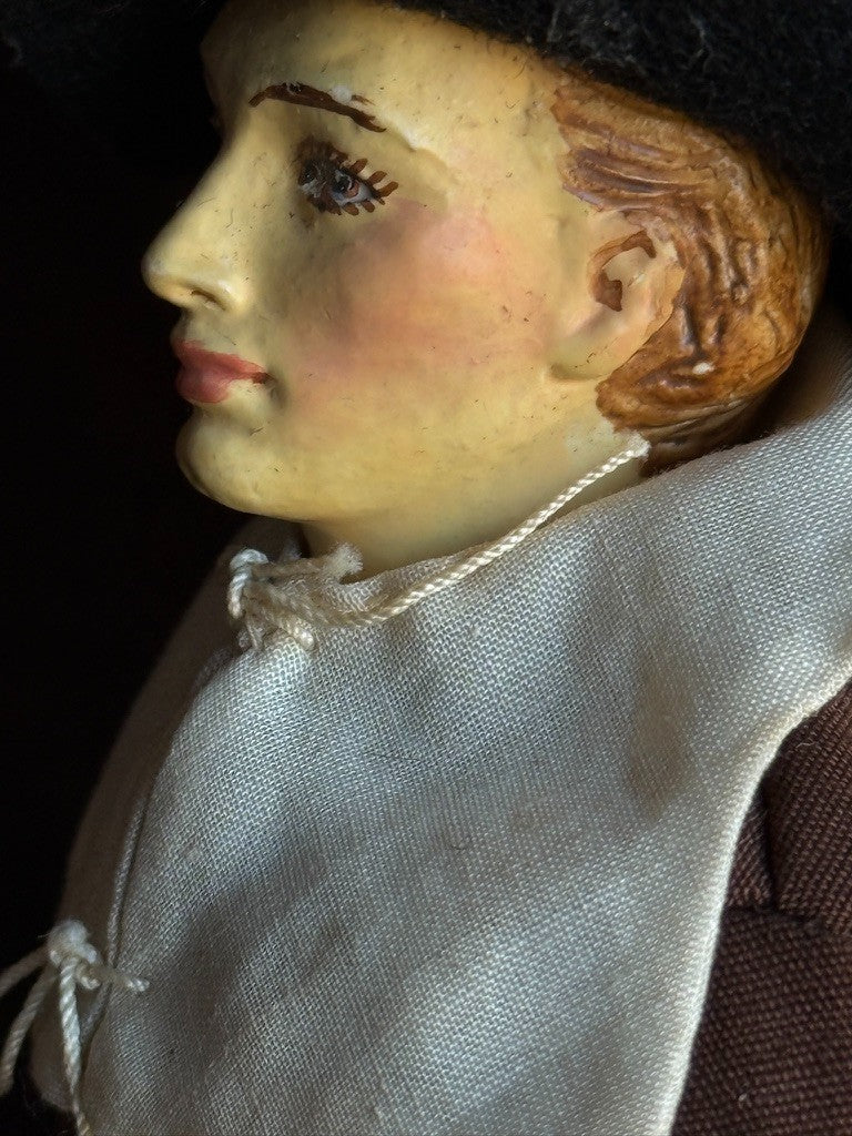 Pair of Vintage American Kimcraft Pilgrim Male and Female Dolls