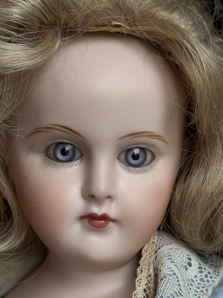Vintage 19” Reproduction of Antique German Alt Beck Gottschalk Fashion Doll