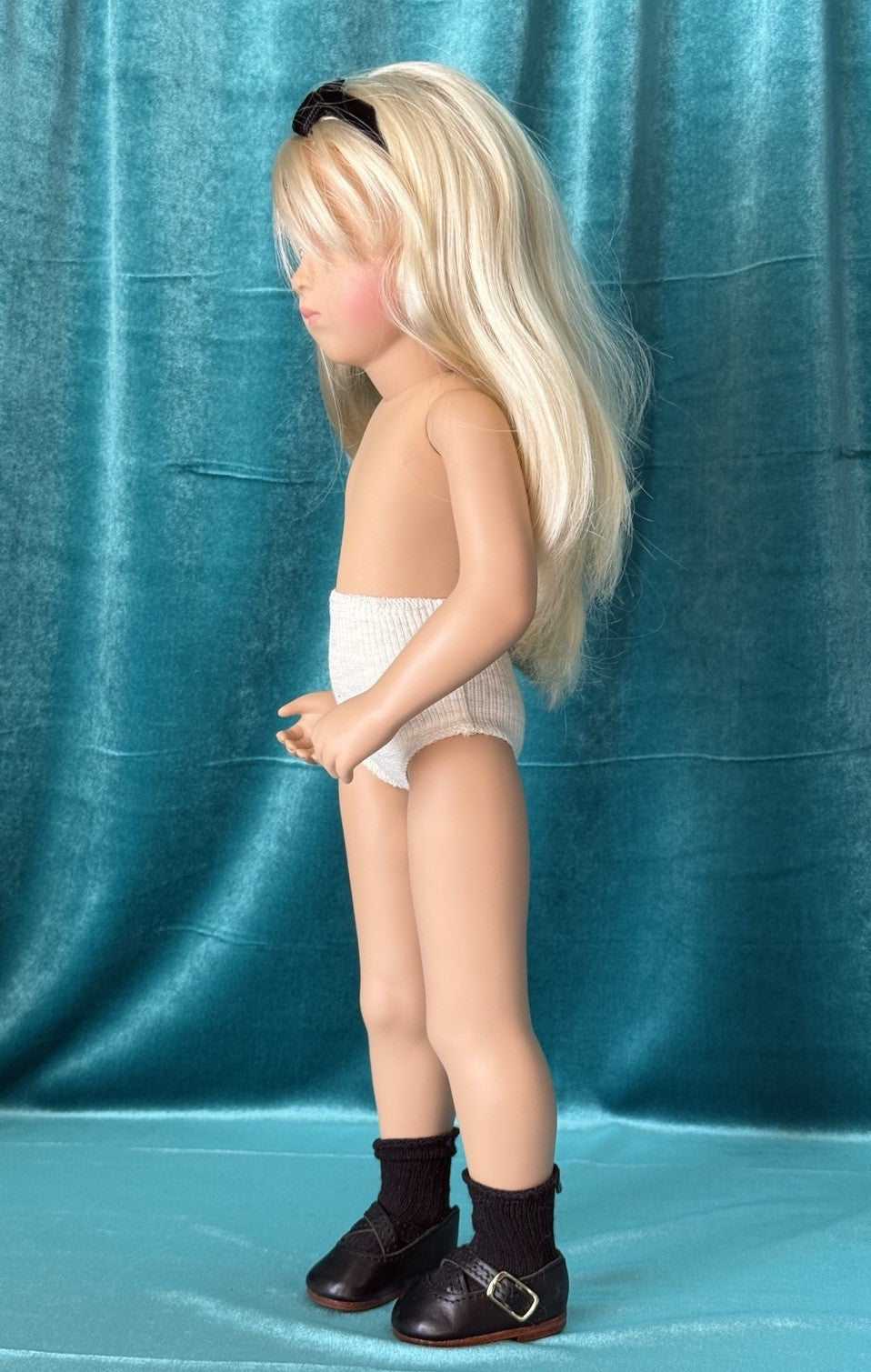 Collectible German Zwergnase by Sylvia Natterer Vinyl 18” “Eloise” Doll