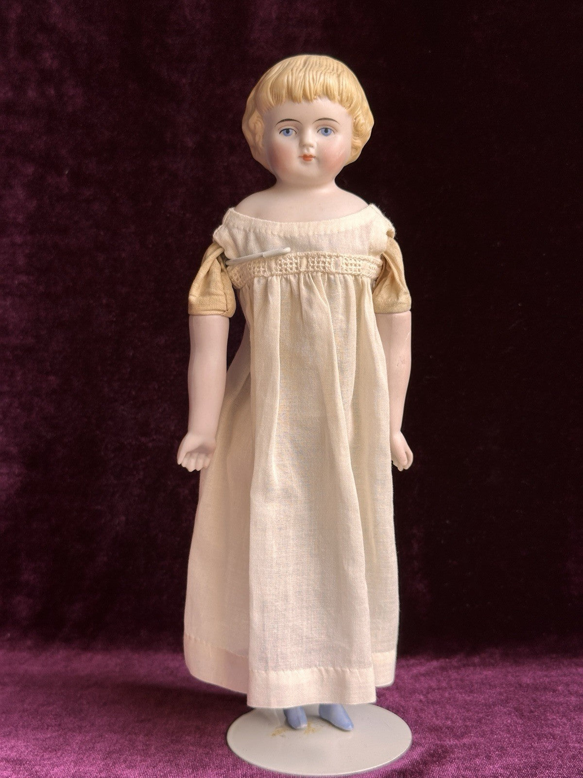 Antique German 10.75” Alt, Beck & Gottschalck Highland Mary Bisque Parian Doll