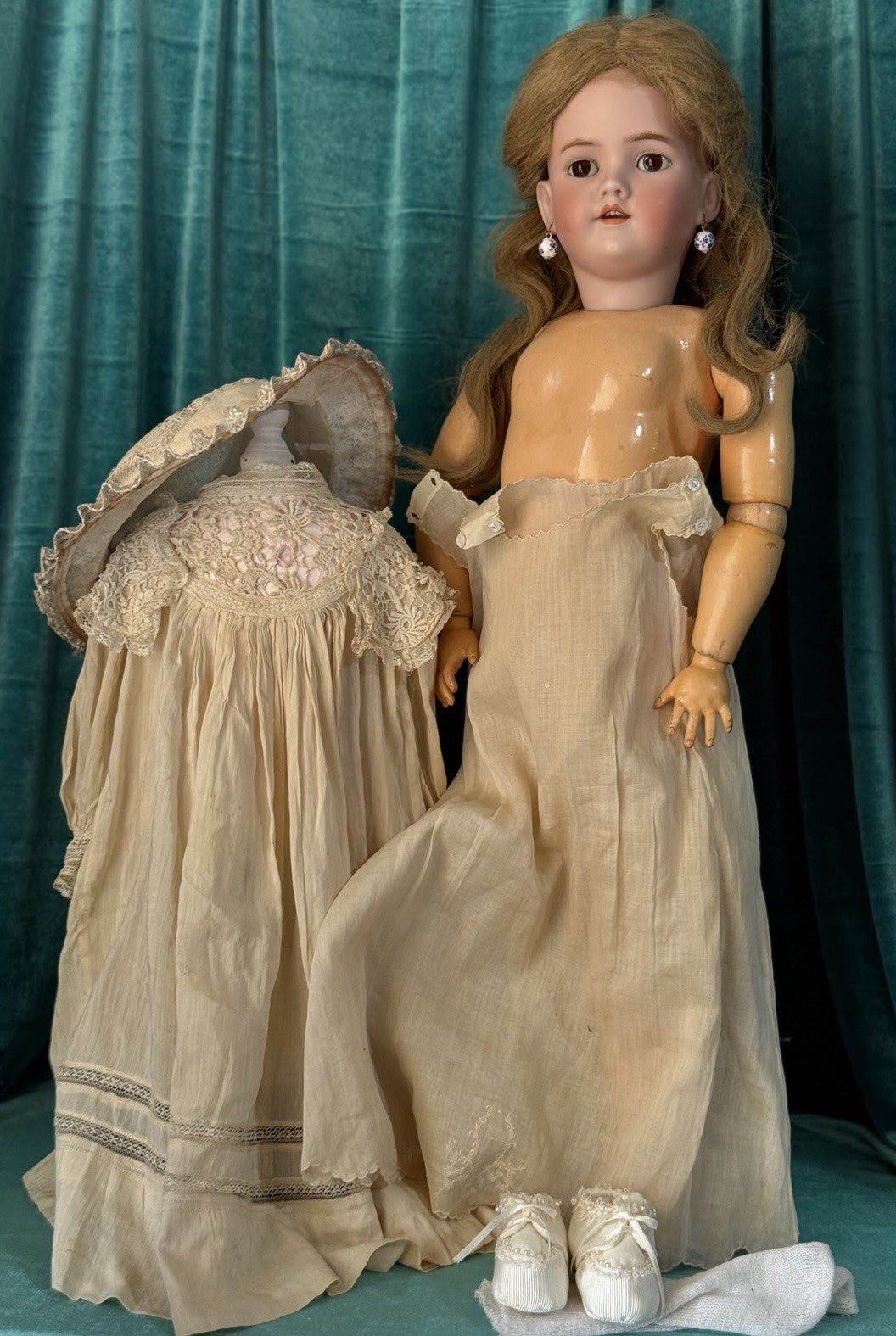 Antique German Simon Halbig  Handwerck Mold 119 Bisque Head 27” Doll