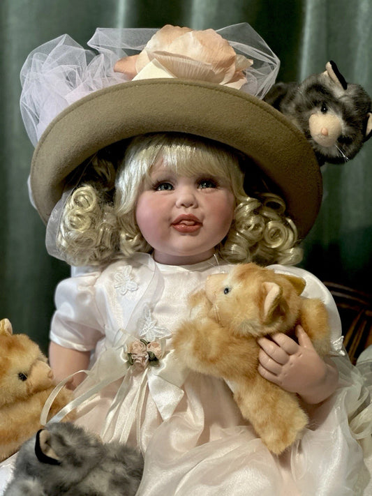 Vinyl 25” Doll “Cat’s Meow” Fayzah Spanos LE 300 Box/Tag/COA