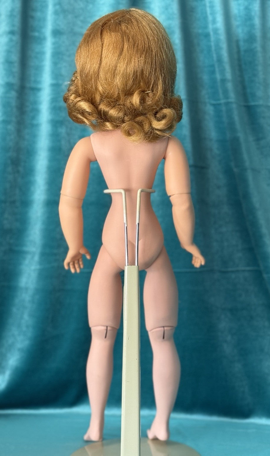 Vintage 1950’s Madame Alexander 20” Cissy Doll Multiple Outfits