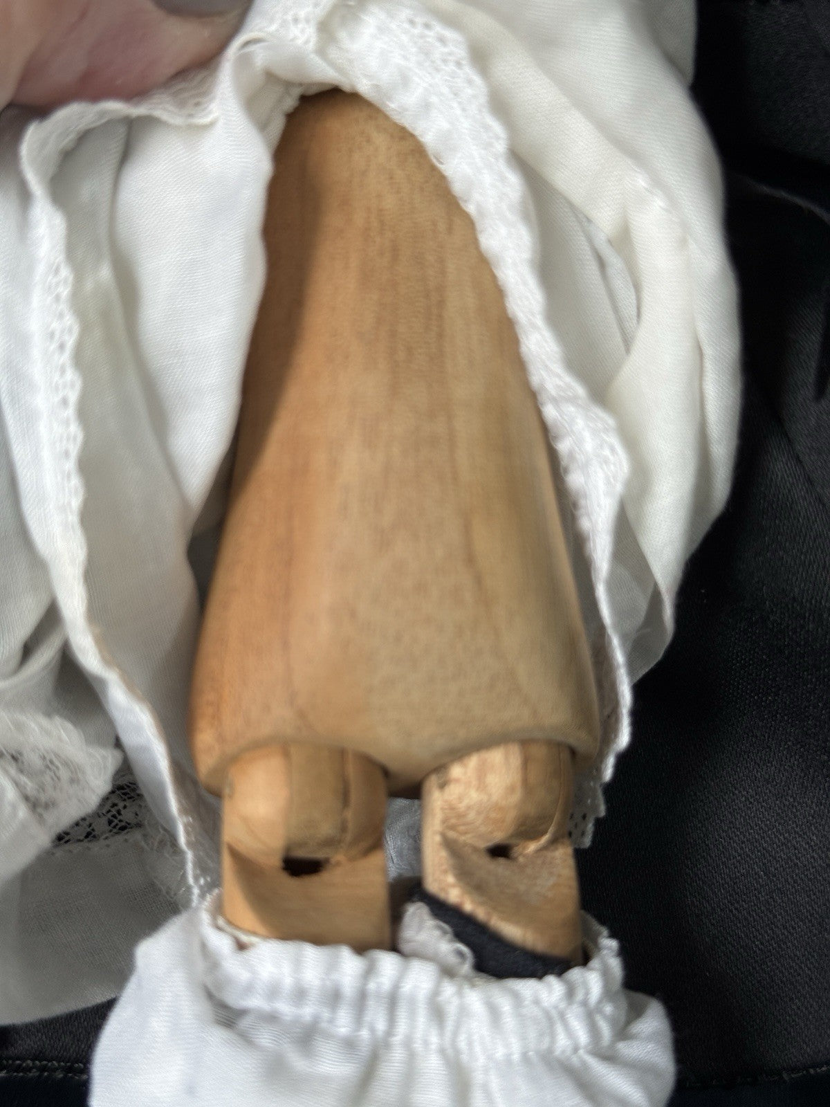 MIB Wendy Lawton 1997 “The Lawton Travel Doll” Wooden and Porcelain 9” Doll