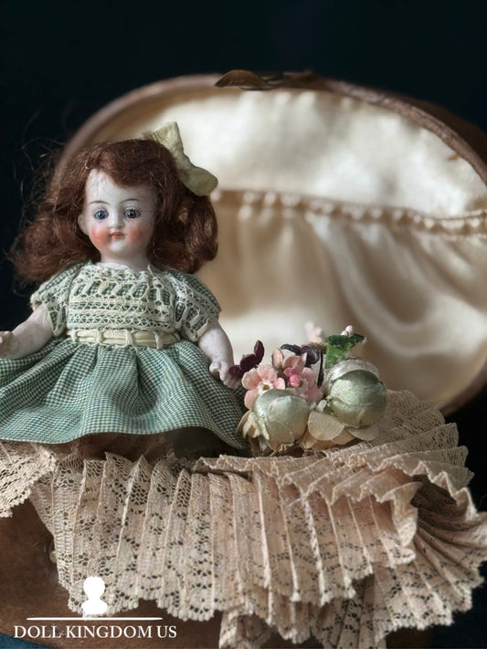 Unidentified Antique German 5” All Bisque Mignonette Dollhouse Doll Mold 5001