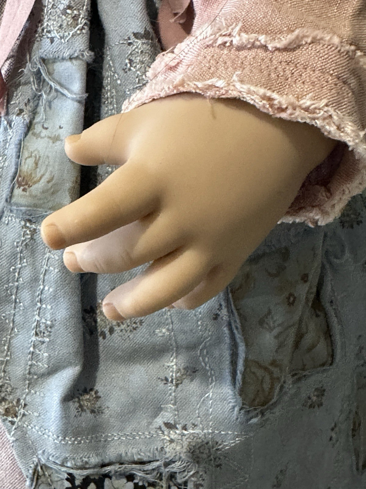Collectible Vinyl Annete Himstedt “Gerti” 32” Doll LE 277 Collection Of 2003