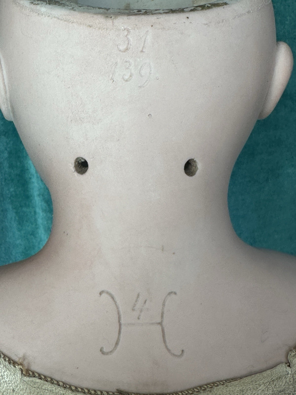 Antique German Heinrich  Handwerck Bisque Head Leather Body 27” Doll Mold 139 31