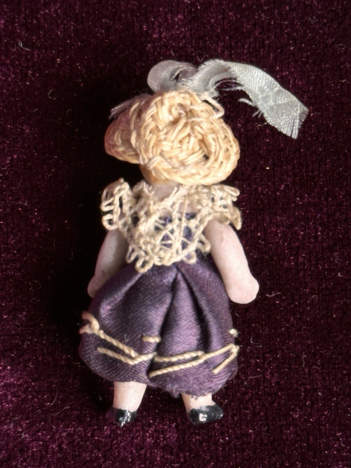 Antique Carl Horn Hertwig Set Of 3 Miniature/tiny  German   Bisque, Dolls