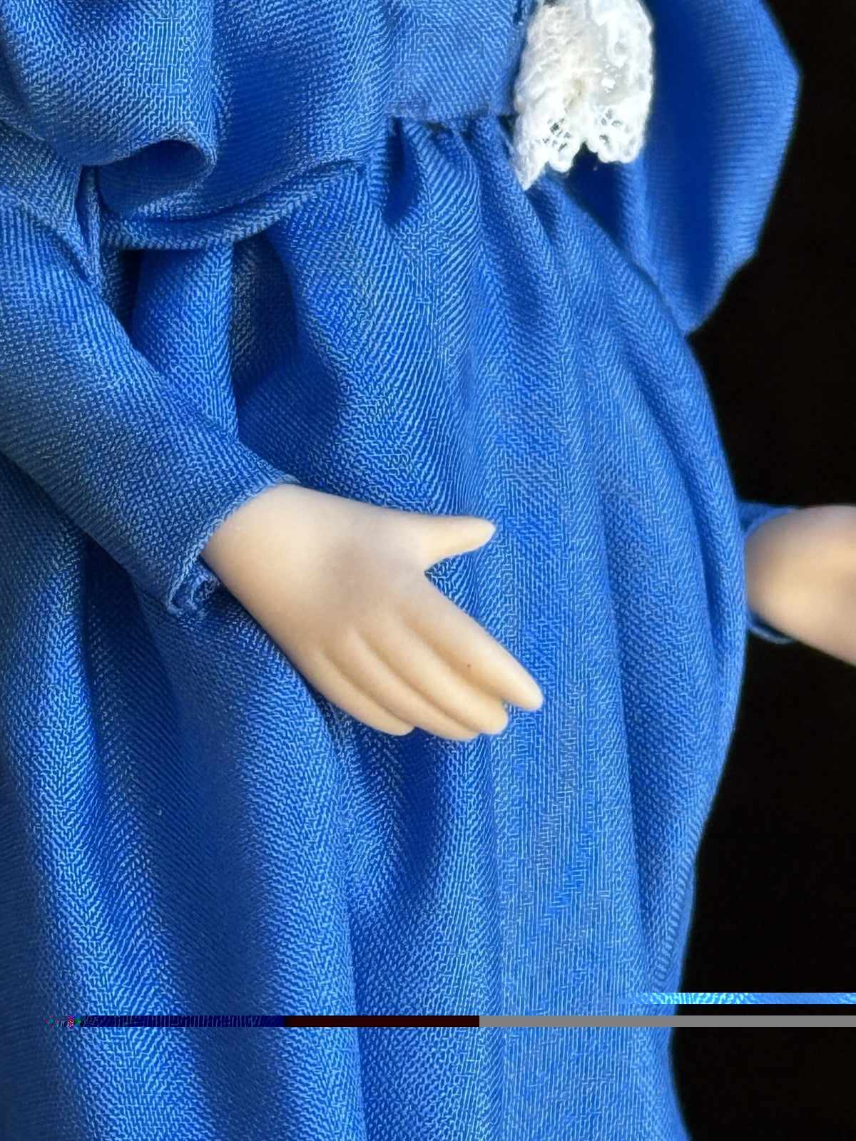 Miniature Artist Dollhouse 1:12 Lady Character Doll