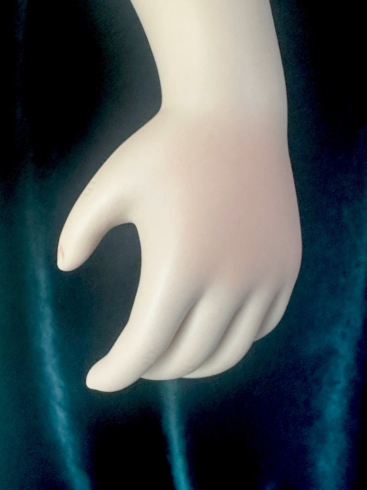 Collectable Elke’s Original Porcelain 25” Doll “Alicia” Box/COA/Book LE 250