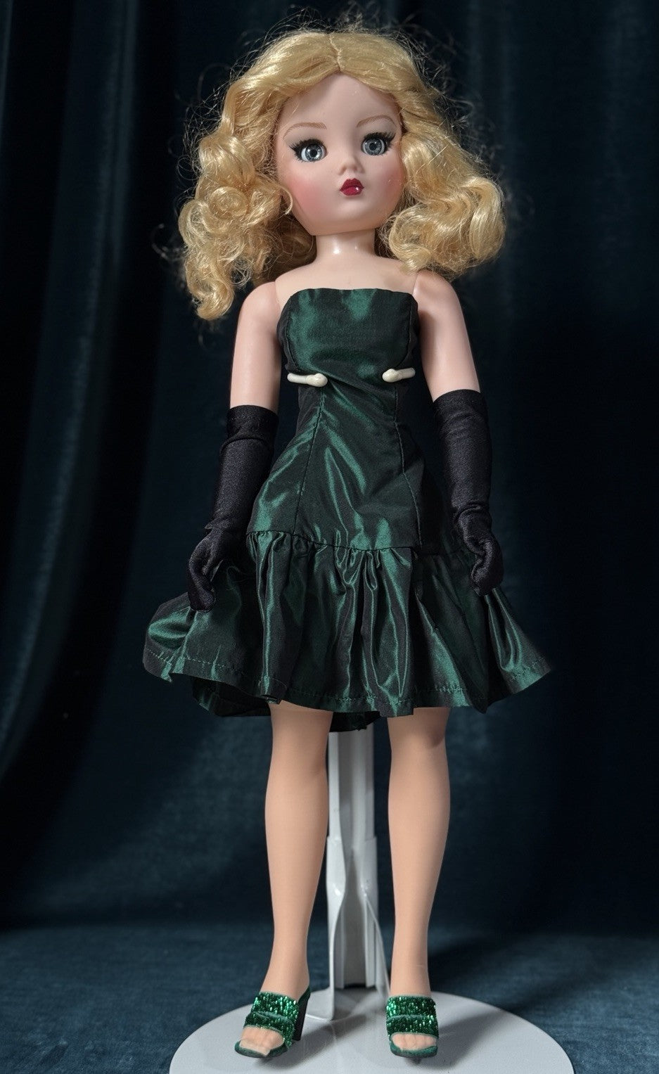 Madame Alexander Cissy Doll In Green Taffeta Dress and Real Fur  (Mink?) Coat