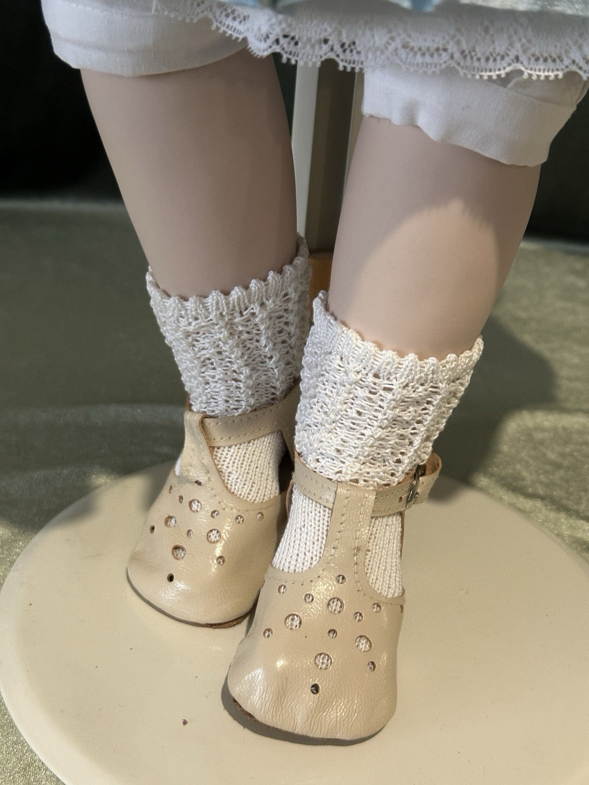 Collectible Artist 25” Porcelain Doll “Isabelle” by Ruth Treffeisen LE 97/100