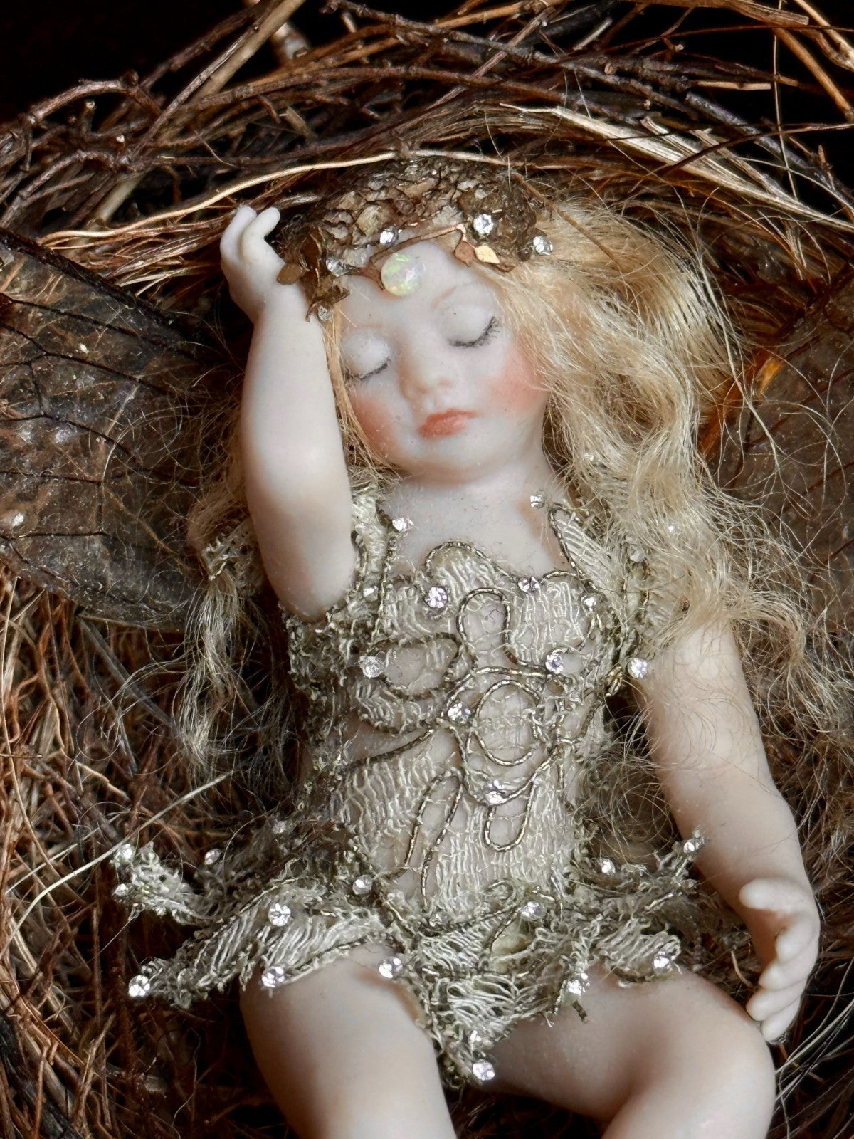 OOAK Miniature Susan Snodgrass Contemporary Artist Porcelain Fairy Doll in Nest