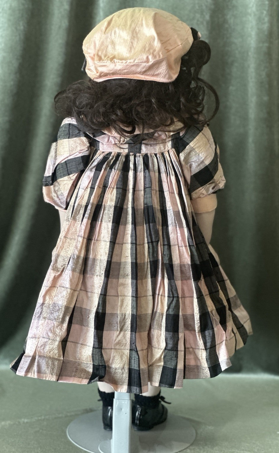 Collectible Artist 24” Porcelain Doll “Ruth” by Ruth Treffeisen LE 60 COA/Box