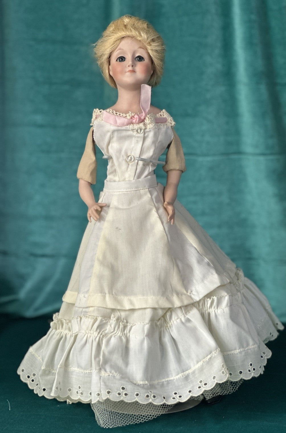 Vintage 1970’s Reproduction of Antique German Kestner Gibson Girl 15” Doll