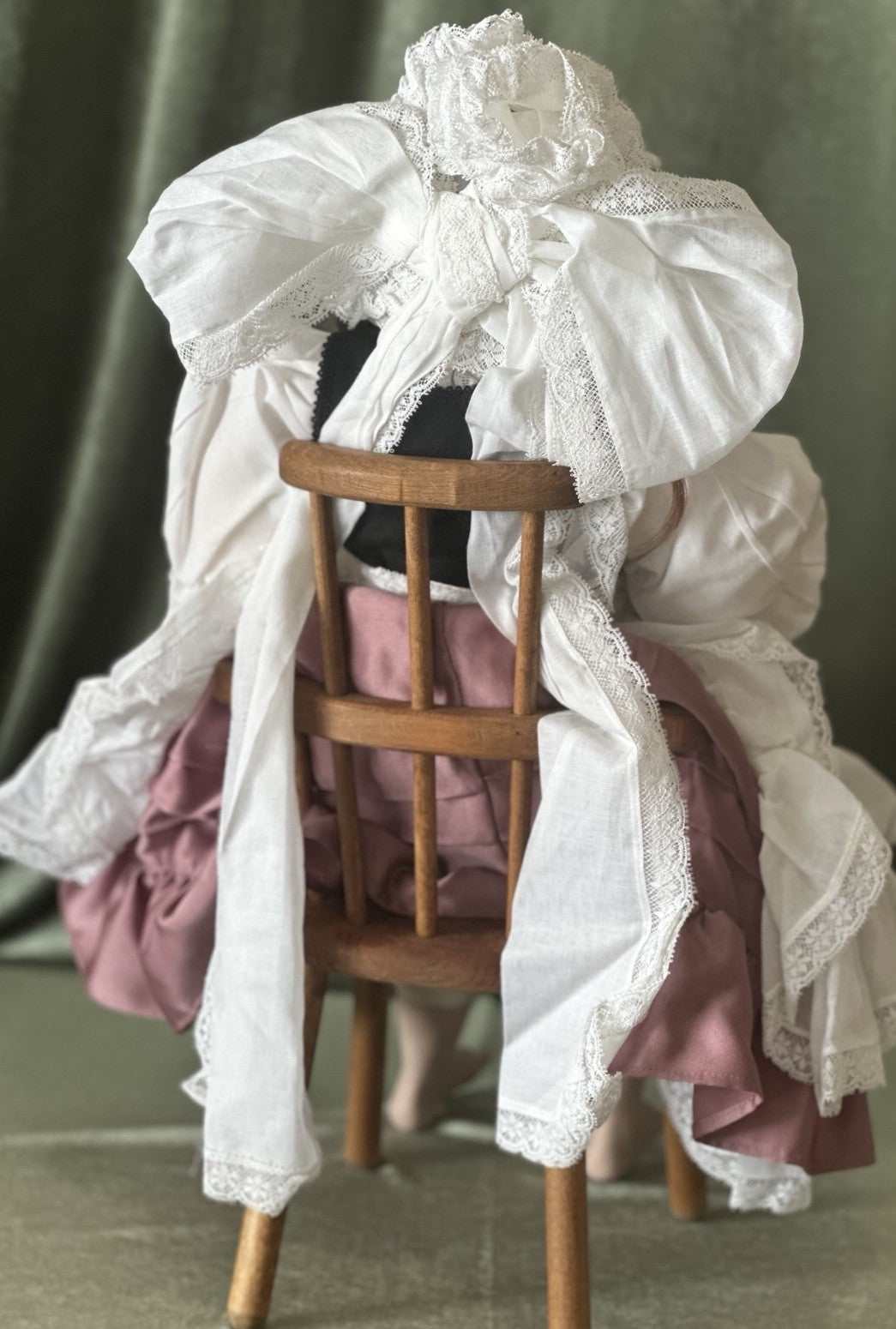 Collectible Artist 23” Porcelain Doll “Ganseliesel” by Ute Kase Lepp LE 50 COA