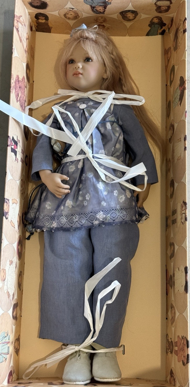 MIB Vinyl Annette Himstedt 26” Doll “Griti” LE 377 Box/COA