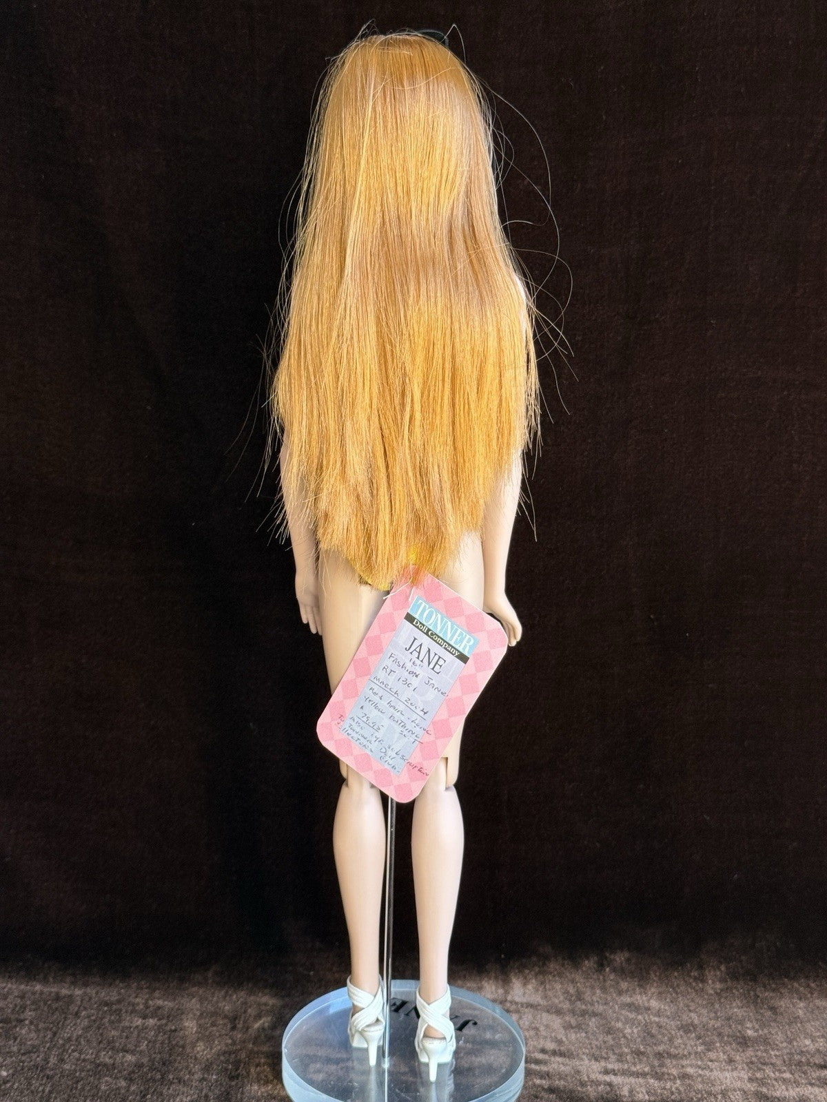 Collectible Tonner Collectors Club Jane Fashion Doll