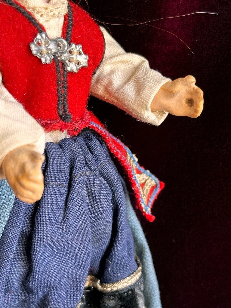 Antique German 8” Gebrüder Kuhnlenz 44-10 Bisque Head Doll