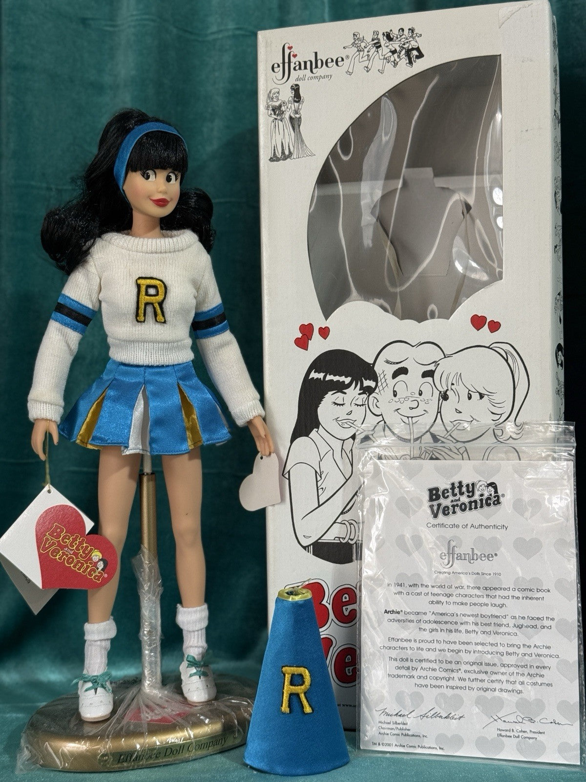MIB Vinyl Doll “BETTY & VERONICA” Cheerleader Archie Comics DOLL by Effanbee