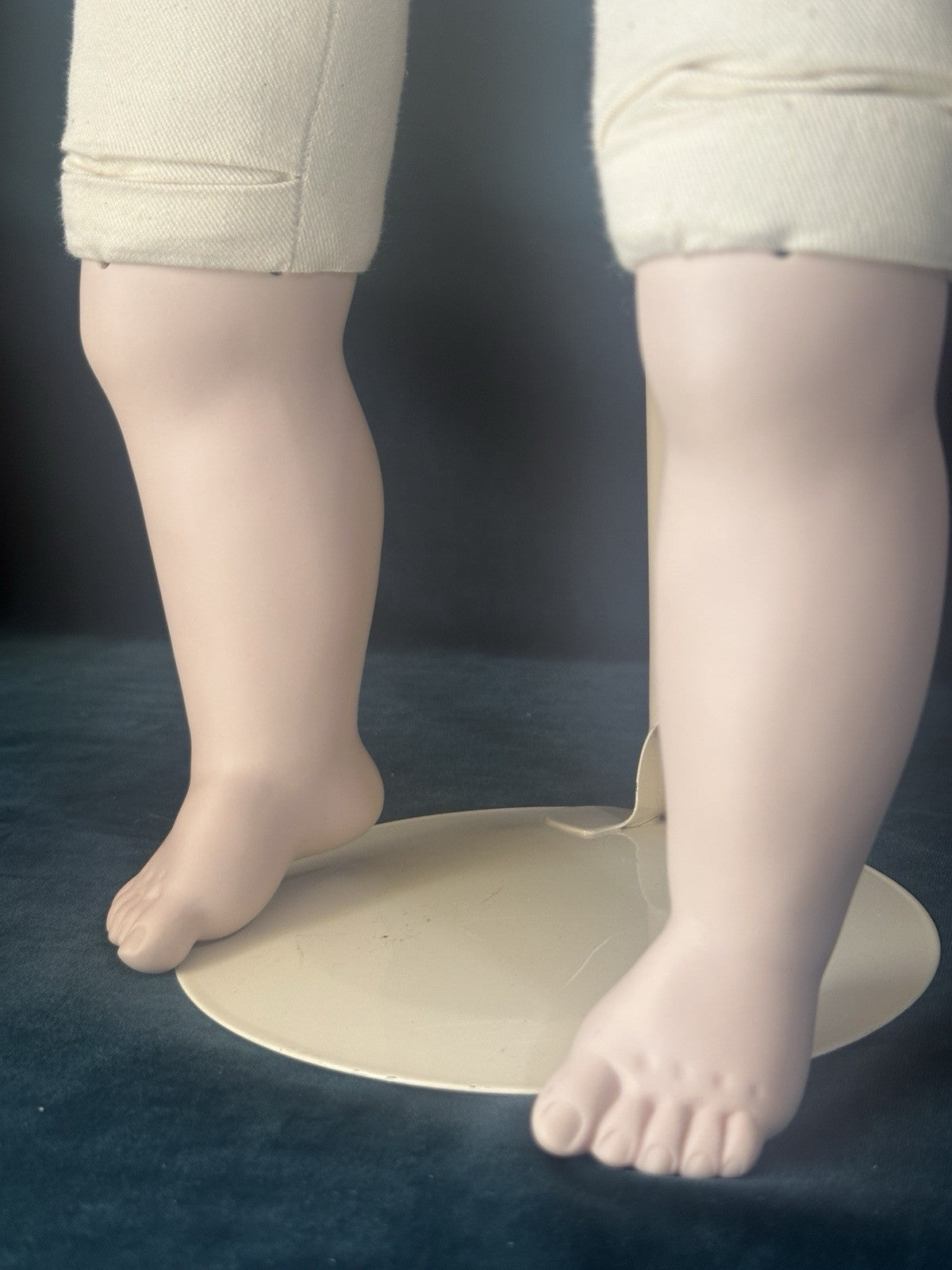 Collectible Artist 22” Porcelain Doll “Moni” by Ruth Treffeisen LE 51/100 COA